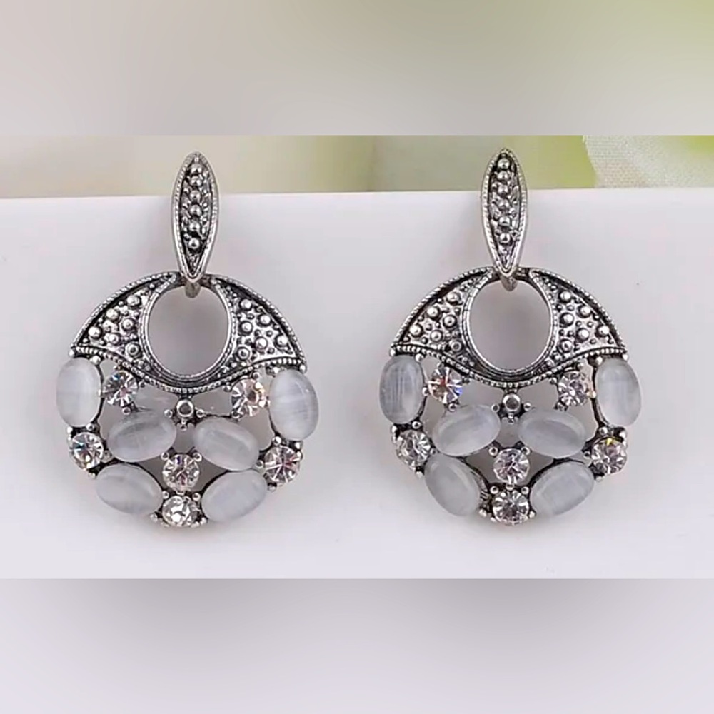New Styles Fashion Jewelry Antique Vintage bling Round Earrings